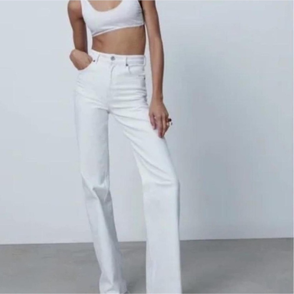 Zara Women's High Rise Wide Leg White Jeans
